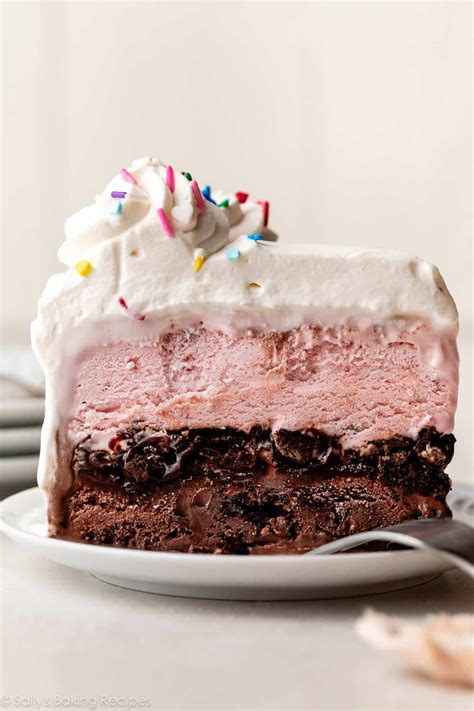Chocolate Oreo Ice Cream Cake