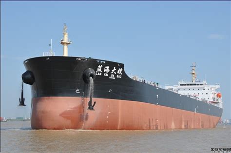 泰州中航首制5.1万吨散货船试航 - 在建新船 - 国际船舶网