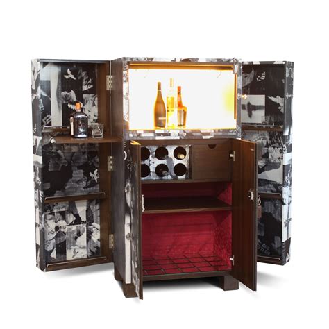 'Transforming Words' Kiosk Bar in Leather. – Portside Cafe