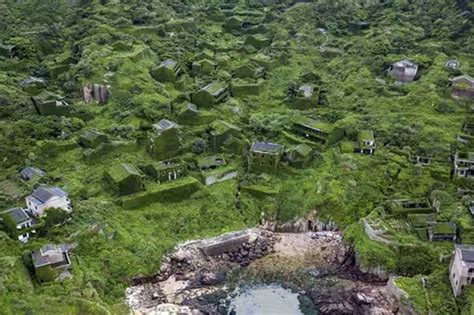 Humans Left This Chinese Village Decade Ago And Nature Took Over. This ...