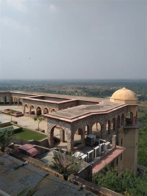 NEEMRANA'S TIJARA FORT PALACE (Elaka) - Hotel Reviews, Photos, Rate ...