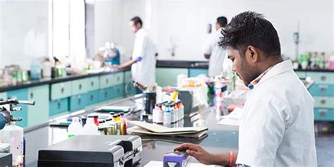 Hi-Tech Inks : Metallic Inks