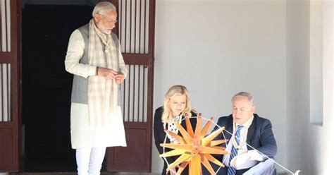 Headlines: Benjamin Netanyahu and Narendra Modi hold a roadshow in ...