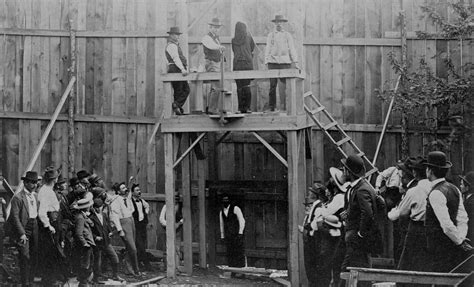 Friendship in the workplace: Balancing the personal and professional