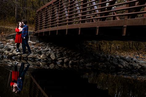 Boom Island engagement - Minneapolis Wedding Photographers