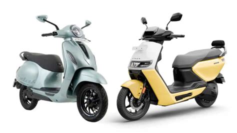 Kinetic DX EV vs Bajaj Chetak vs Ather Rizta : Design, Features ...