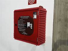 cassetta antincendio protezioni antiurto per cassette idranti antincendio cassetta antincendio protezioni antiurto per cassette idranti antincendio
