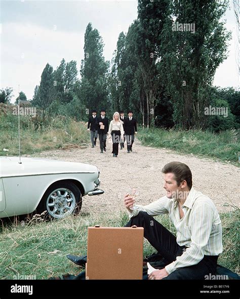 Saint uk tv series 1960 69 hi-res stock photography and images - Alamy