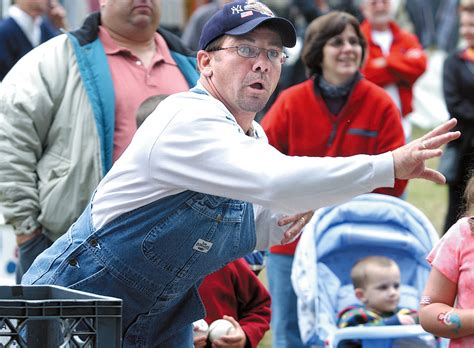 PRESS ARCHIVES: Photos from The Middletown Press, September 2002