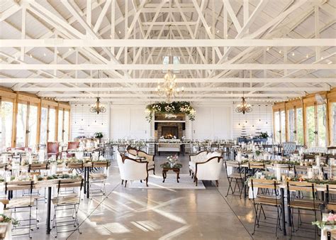 Vendors — Twin Cities Wedding Venues — Legacy Hill Farm