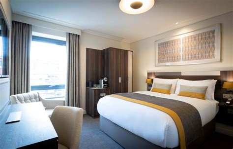 Cosy Double Room | Stay in Dublin City Centre | Hotel 7