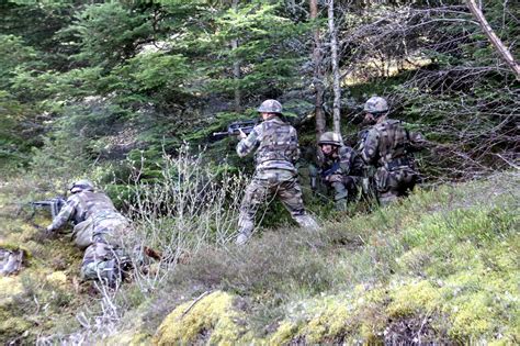 Militaire Commando 的图像结果