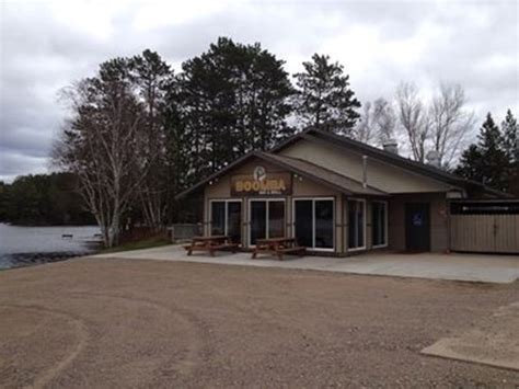 Great place to stop while snowmobiling - Reviews, Photos - Boomba Bar ...