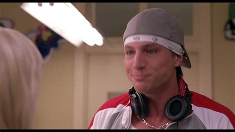 Scary Movie 3 (2003) Screencap | Fancaps