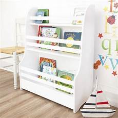 Diy Forward Facing Bookshelves For The Childrens Room by Forward Facing Bookshelf Ideas Cool Room Furniture Diy Forward Facing Bookshelves For The Childrens Room