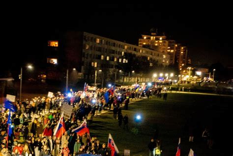 Slovensko je Európa - pochod , Námestie osloboditeľov, Liptovsky ...