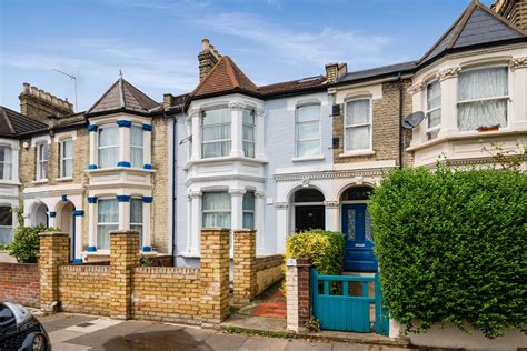 Regional Property Market Update Summer 2023: London | Page & Wells