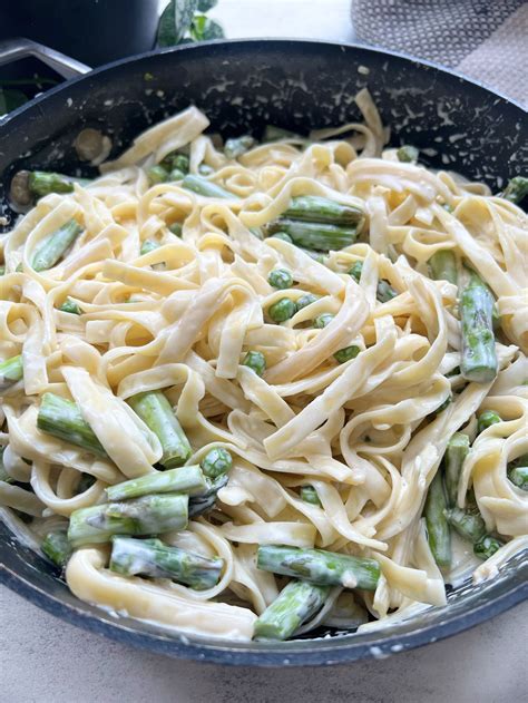 Fettuccine Alfredo Pronunciation In English at Erica Laforge blog