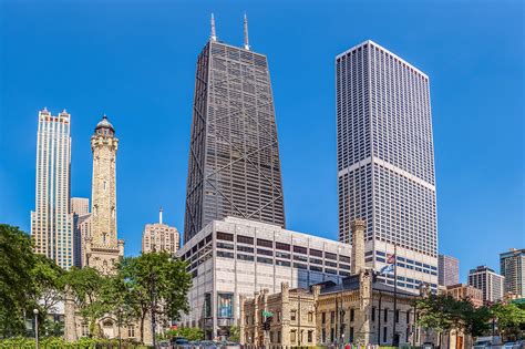 Water Tower Place in Chicago - Explore a Fun Shopping Mall - Go Guides