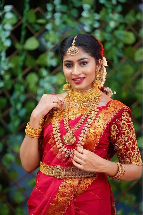 Latest South Indian Wedding Sarees for A Traditional Bridal Saree Look