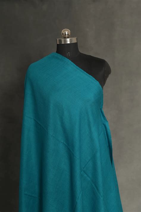 Pure solid coloured Pashmina Shawl (G.I certified) – Baraqah