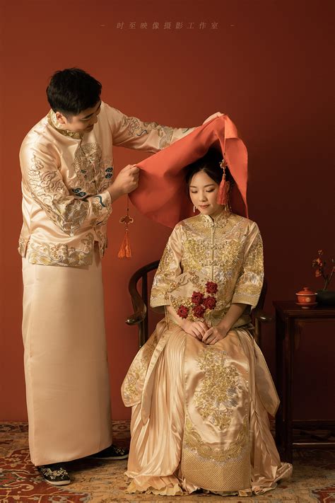 中式婚纱照哪家婚纱摄影公司拍的好除了凤冠霞帔，还能有这么多花样 城市花园