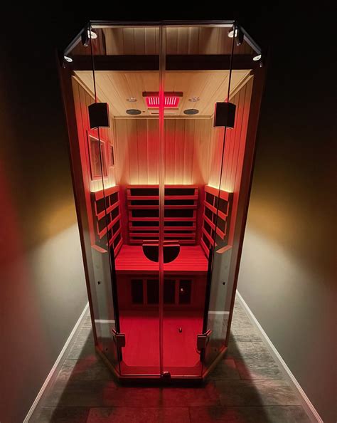 Infrared Sauna & Red Light Therapy Long Island | Redline Health & Wellness