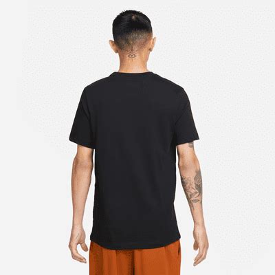Nike Dri-FIT Men's Training T-Shirt. Nike IN
