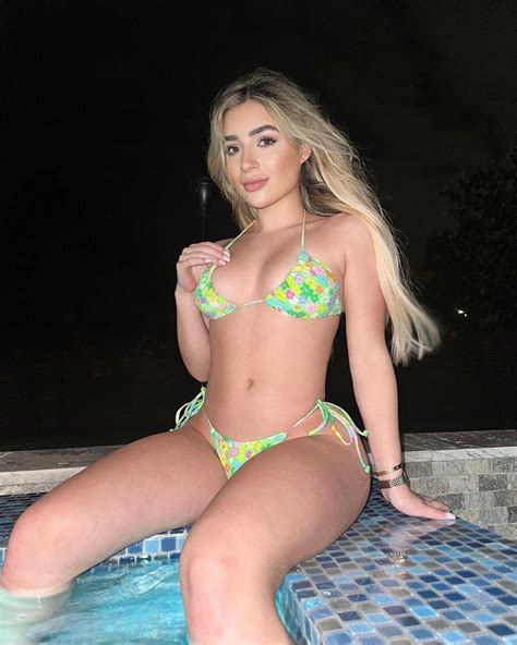 Imfaithxo : r/bikinigirlsonly