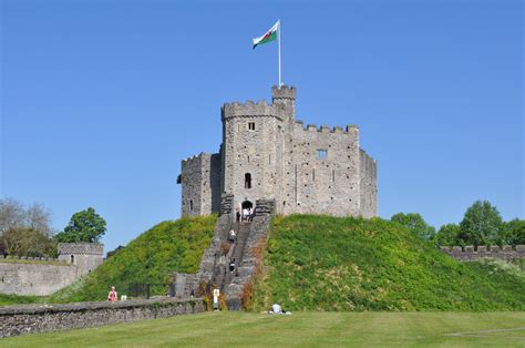 Cardiff Castle Shell Keep - World History Encyclopedia