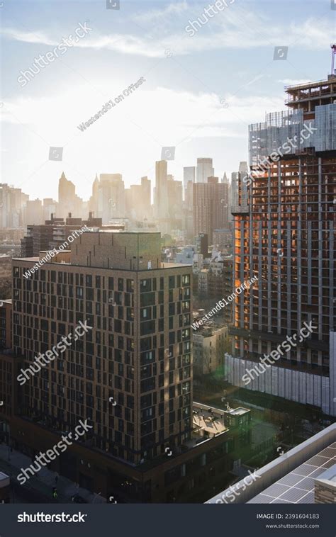 Skyscraper Side View 的图像结果