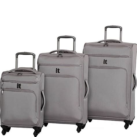 IT World’s Lightest Suitcase Review 2020 - Luggage Spots