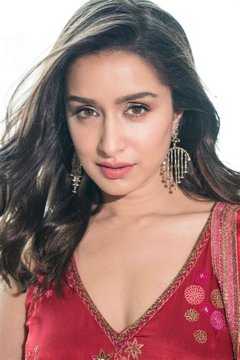 Shraddha Kapoor in Rajiramniq - Elahe