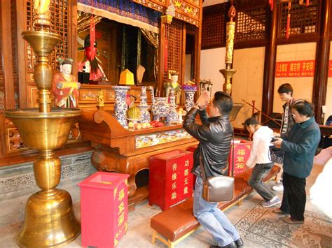 Chinese Religions, Beliefs: Photo Number 02