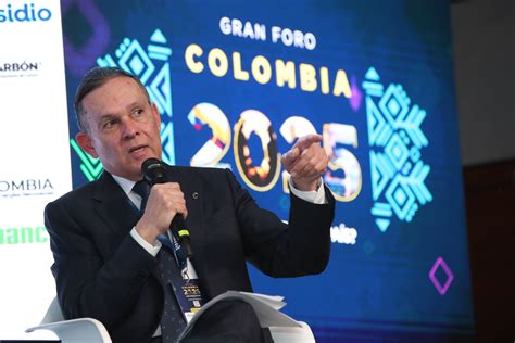 Efraín Cepeda le dijo a Petro que es una “mala señal” iniciar las ...
