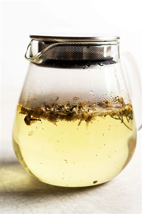 How to Make Chamomile Tea Properly - Oh, How Civilized