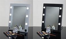 tavolo illuminato idee regalo per specchi trucco make up e tavolo illuminato idee regalo per specchi trucco make up e