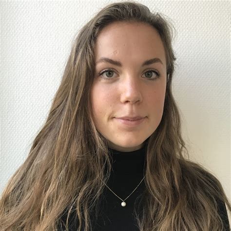 Emilia - Durham, : UK university student who grew up speaking French in ...