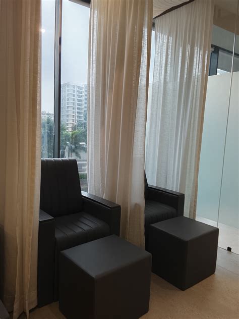 Nail Salon in Vesu, Surat | Nailashes Nearby