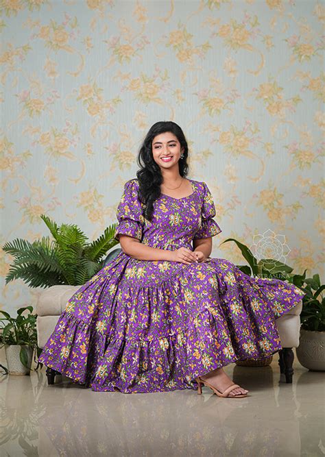 Violet Floral Flared Dress – Vastrasuka