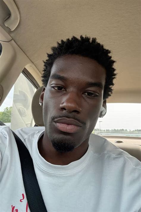 @cacurry_ in 2025 | Black men haircut, Light skin men, Short black ...