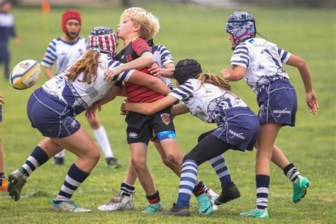 Girls Rugby Ball 的图像结果