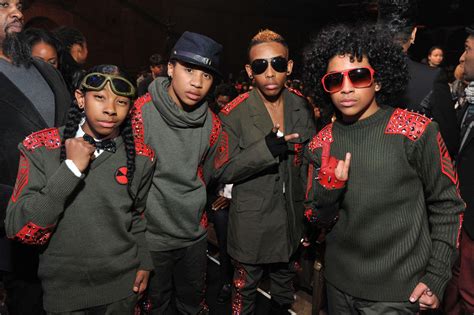 Mindless Behavior Intro 的图像结果
