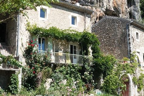 CAMPING DES TUNNELS (Vallon-Pont-d'Arc) - Campground Reviews & Photos ...