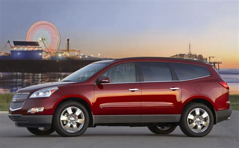 Chevrolet Traverse (2009) - picture 4 of 8