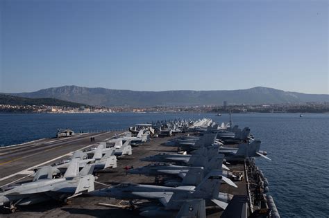 The World’s Largest Aircraft Carrier - USS Gerald R. Ford - Arrives in Split, Croatia > U.S ...