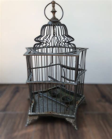 Colonna Decorativa Per La Casa Alto Centrotavola Per Matrimonio In Oro Portacand