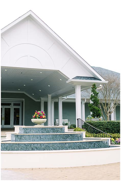 Colorful Crystal Coast Country Club Wedding in Pine Knoll Shores, NC ...