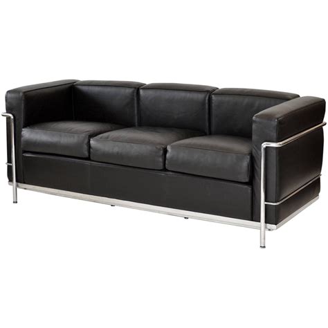 LC2 Three-Seat Leather Sofa by Le Corbusier for Cassina at 1stdibs