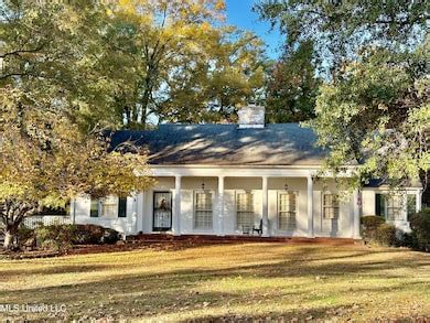 407 S Ward St, Senatobia, MS 38668 | Homes.com